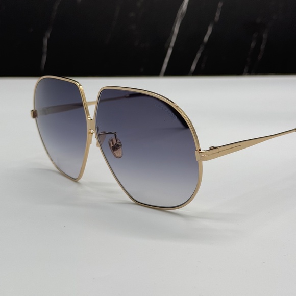 NEW TOM FORD TF785 28B WOMEN OVERSIZED SUNGLASSES TOM FORD TARA FT0785/S 28B - Picture 6 of 12